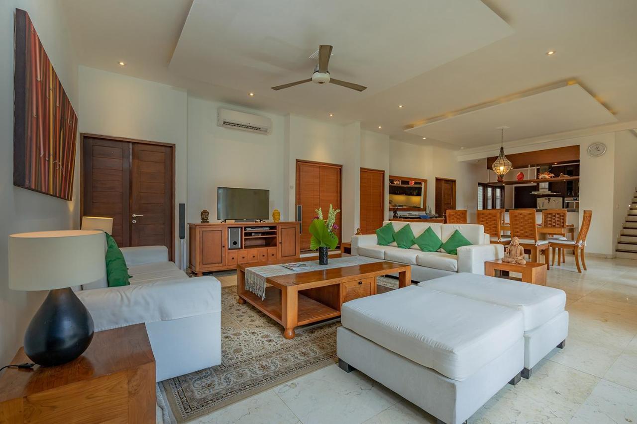 Bali Villa Lotus Семиньяк Экстерьер фото